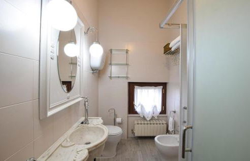 Lovely Apartment In Civitella Benazzone - Foto 32