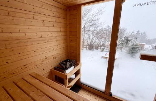 TOP moderne FeWo - Alpakahof zum Himmelreich, traumhafte Lage, Terrasse mit Weitblick, kostenfreier Parkplatz, Nähe Kurklinik, optional Sauna - Foto 12