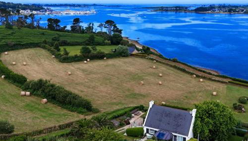 Maison vue mer incroyable 180 degrés , accès direct plage et GR34 - Foto 1