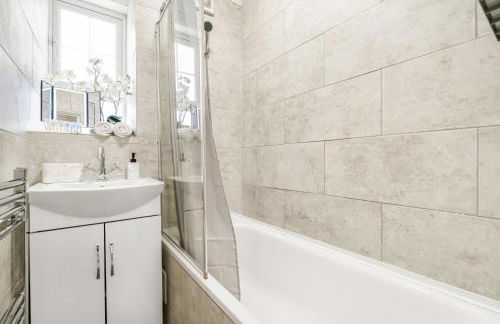 Central Gem in Waterloo, London - Foto 28