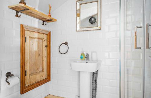 Porth Chapel- Pet Allowed - Free WiFi & Parking - Fireplace - Foto 17