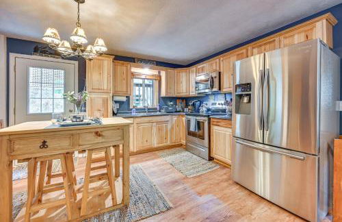 Murray Cabin with Hot Tub Walk to Kentucky Lake! - Foto 2