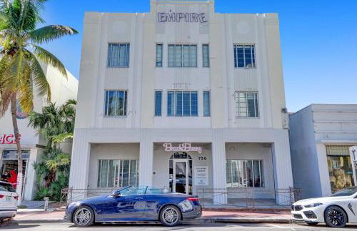 Coastal 2BR Escape | Walk to Beach & 2 Queen Beds - Foto 2