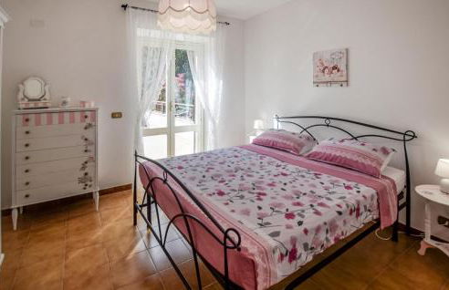 5 Bedroom Beautiful Home In Giove - Foto 26