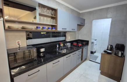 Apartamento novo e bem localizado - Foto 2