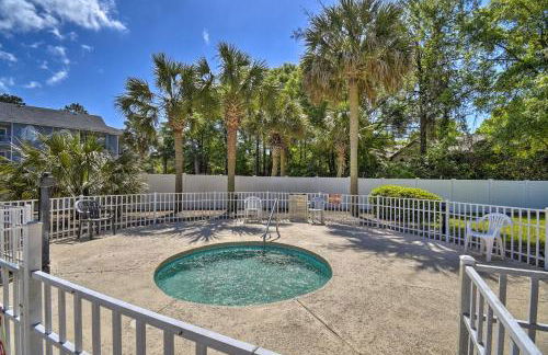 Sea Trail Resort Villas Condo with Community Perks! - Foto 25