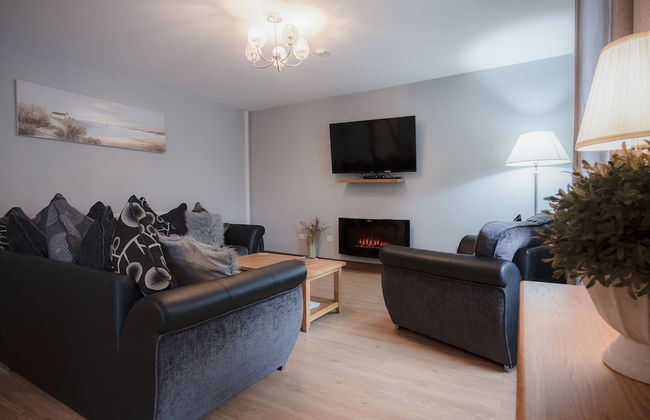 Rose Coach House - 3 Bedroom Cottage - Pendine - Foto 51