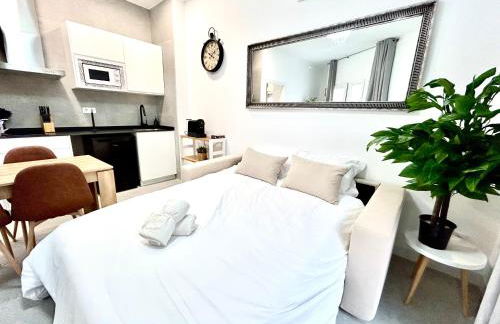 Strategic Stay-Unlock Valencia's Best-Kept Secret - Foto 12