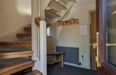 Bandroom Cottage - Photo 4