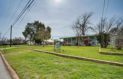 Retro Retreat in Llano with Screened Porch! - Photo 26