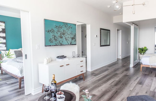 QuickStay Two-Bedroom Condo - Photo 40