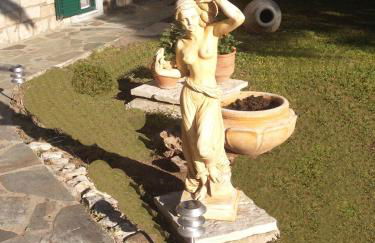 Steinturm mit Dach-Terrasse zwischen Fluß, Meer und Gebirge- Spiti Pirgos - Foto 11