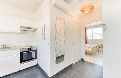 escale-marne fr - Savanna Loft - M8 Tour Eiffel - AC - Climatisation - Parking Gratuit - Free Luggage Storage - Consigne à Bagages Gratuite - 102 - Foto 25