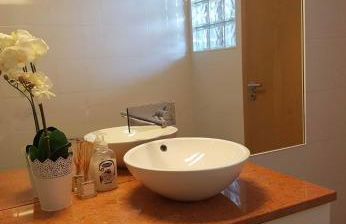 The Sun House - Photo 11