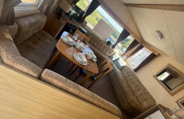 The Squirrel's Nest Stylish Modern Caravan Stay - Foto 1