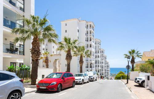 Estepona Puerto Blanco - Modern Luxury Apartment - Photo 21