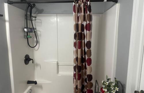 A Newly executive basement Apartment - Foto 6