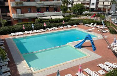 Taormina Mare Piscina Fondachello - Foto 2