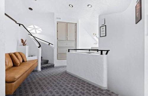 The KingDome - A Unique, Royal Experience with Hot Tub, Rooftop and Views - Foto 55