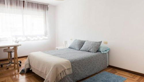 Piso luminoso en el centro de Vigo para 8 personas - Foto 2