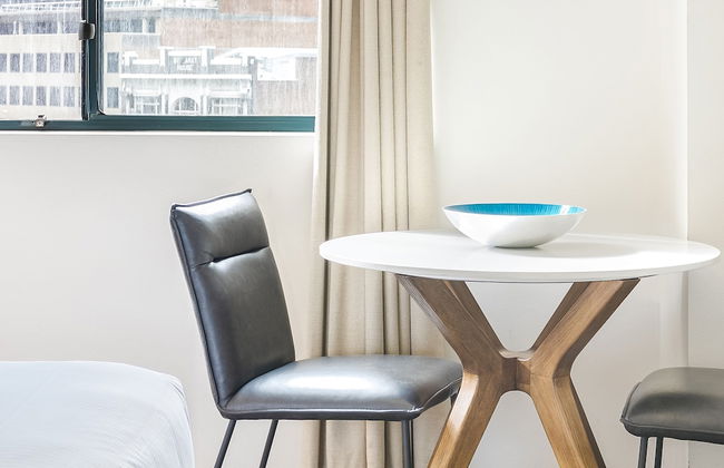 Oaks Sydney Castlereagh Suites - Photo 6