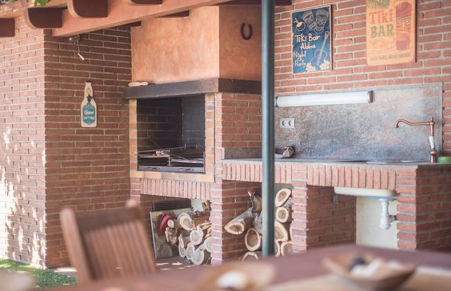 Modern House For Families (R77) - Photo 33