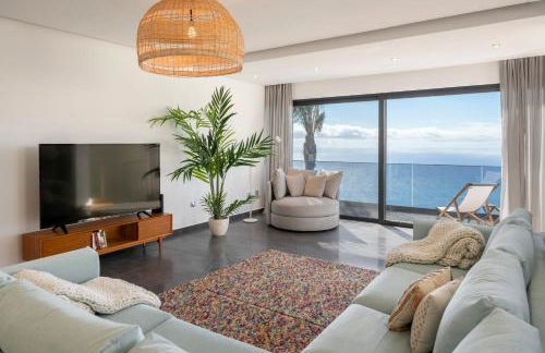 Villa Candelária by An Island Apart - Photo 13