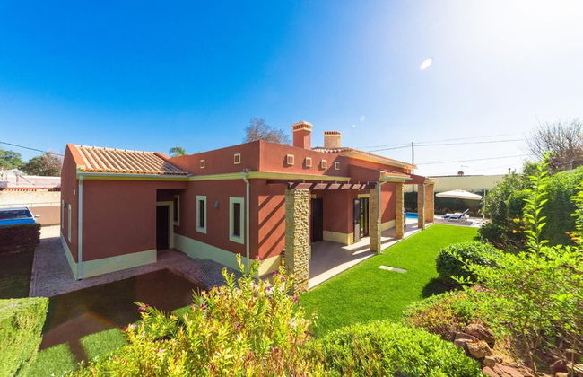 Villa Paraiso in S o Bartolomeu de Messines - Photo 6