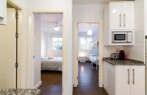 Precioso piso Torrenueva con Piscina y cerca Playa - Foto 2