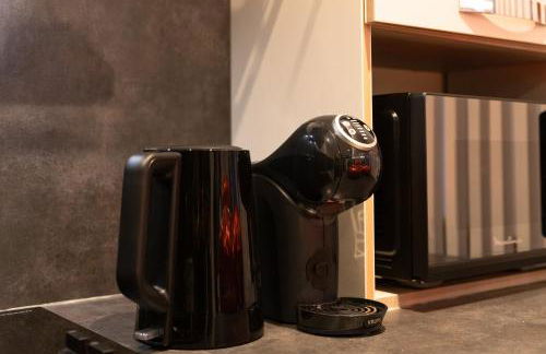 Premium Spa Suite Jacuzzi Hot Tub Massage Chair near Paris-Stade de France-CDG Airport - Foto 5