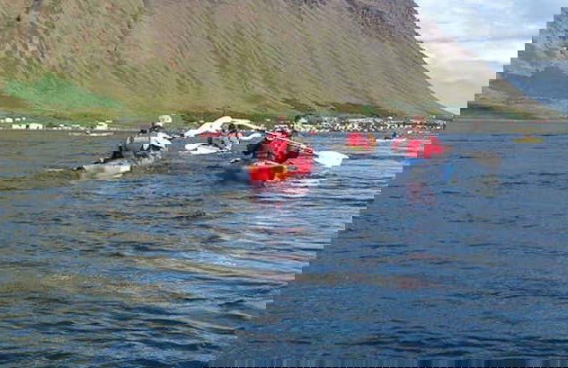 Tour de bicicleta e caiaque pelos Westfjords - Foto 1