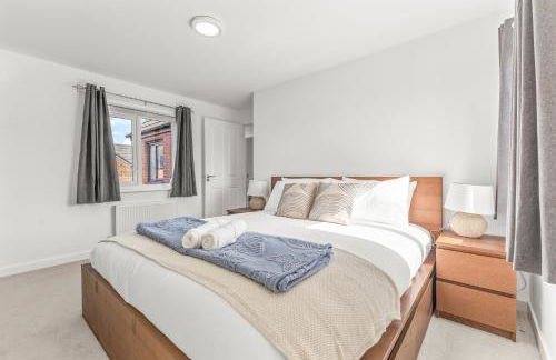 Large Family House with free parking - 3 bedrooms 6 beds - Foto 3