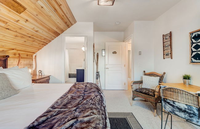 Banff Mtn Home - Real Rockies Experience - Photo 12