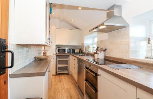 Garden Cottage - Photo 8