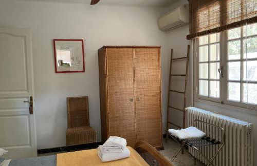 Le Doul Jolie villa au calme climatisée grande piscine jardin - Foto 44