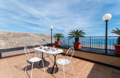 Dépendance "La Terrazza" meravigliosa vista mare - Foto 10