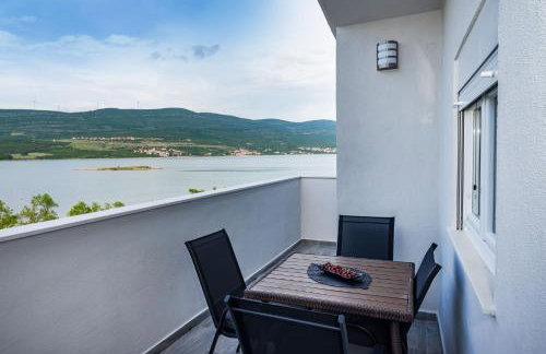 Apartmani NEVA, Pridraga - Foto 1