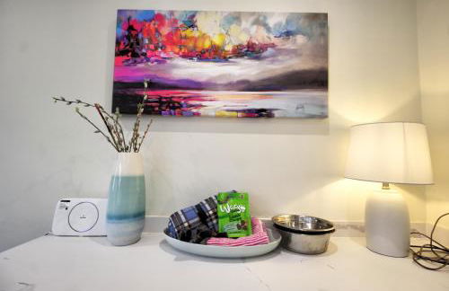 Amazing sea views and hot tub - Photo 16