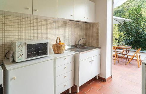 Cozy Home In Torraca With Wifi - Photo 19