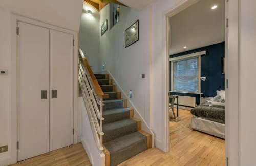 Classy 5BR Roof Terraced Fully AC Kensington House - Foto 32