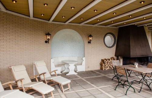 Villa mit Auffahrt - Foto 11