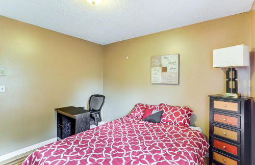 3 Mi to Dtwn Asheville Duplex with Spacious Yard! - Foto 16