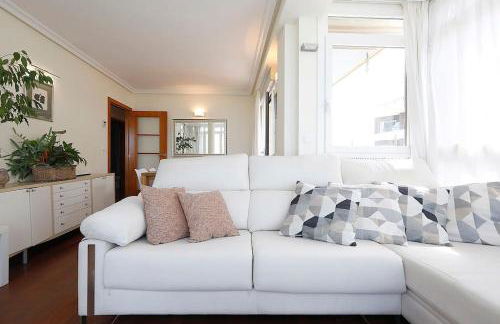 Playa, SPA, río y monte con Terraza y Parking - Foto 32