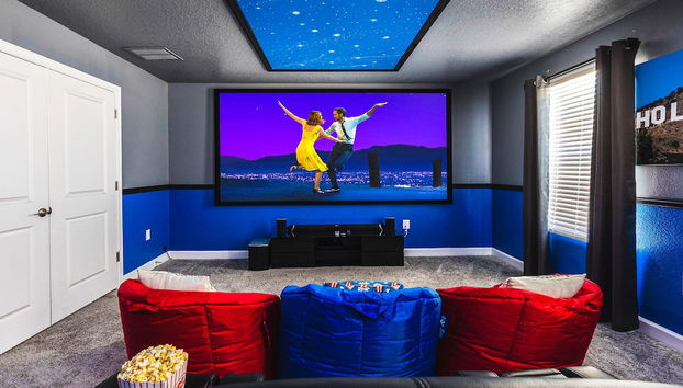 Spacious Resort Home: Pool, Theater, & More - Foto 2, Imagen principal