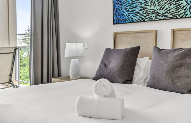 Tropical Park View Retreat 3BR Bali Resort in Kingscliff (1210) - Photo 4