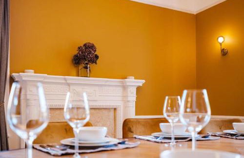 The Old School House, luxury home with hot tub. - Foto 11