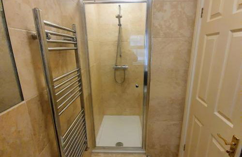 Beverley Central Townhouse Free Parking Sleeps 8 - Photo 11