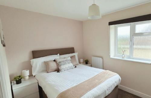 2br-sleeps6-parking-petsok-balcony-countryside - Foto 12