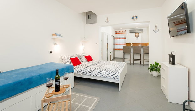 Studio apartment Sesula - Foto 2, Immagine principale