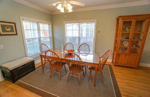 Ideal Location! Perfect for Graduations and Lowcountry Getaways! - Foto 19